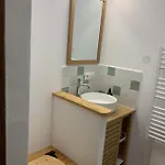 Chateau De לינה וארוחת בוקר 3*