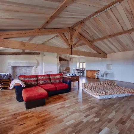 Chateau De 3* Mezerville
