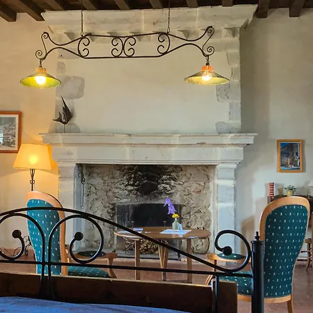 Chateau De Bed and Breakfast 3*