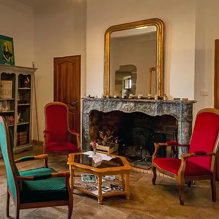 Chateau De Bed & Breakfast